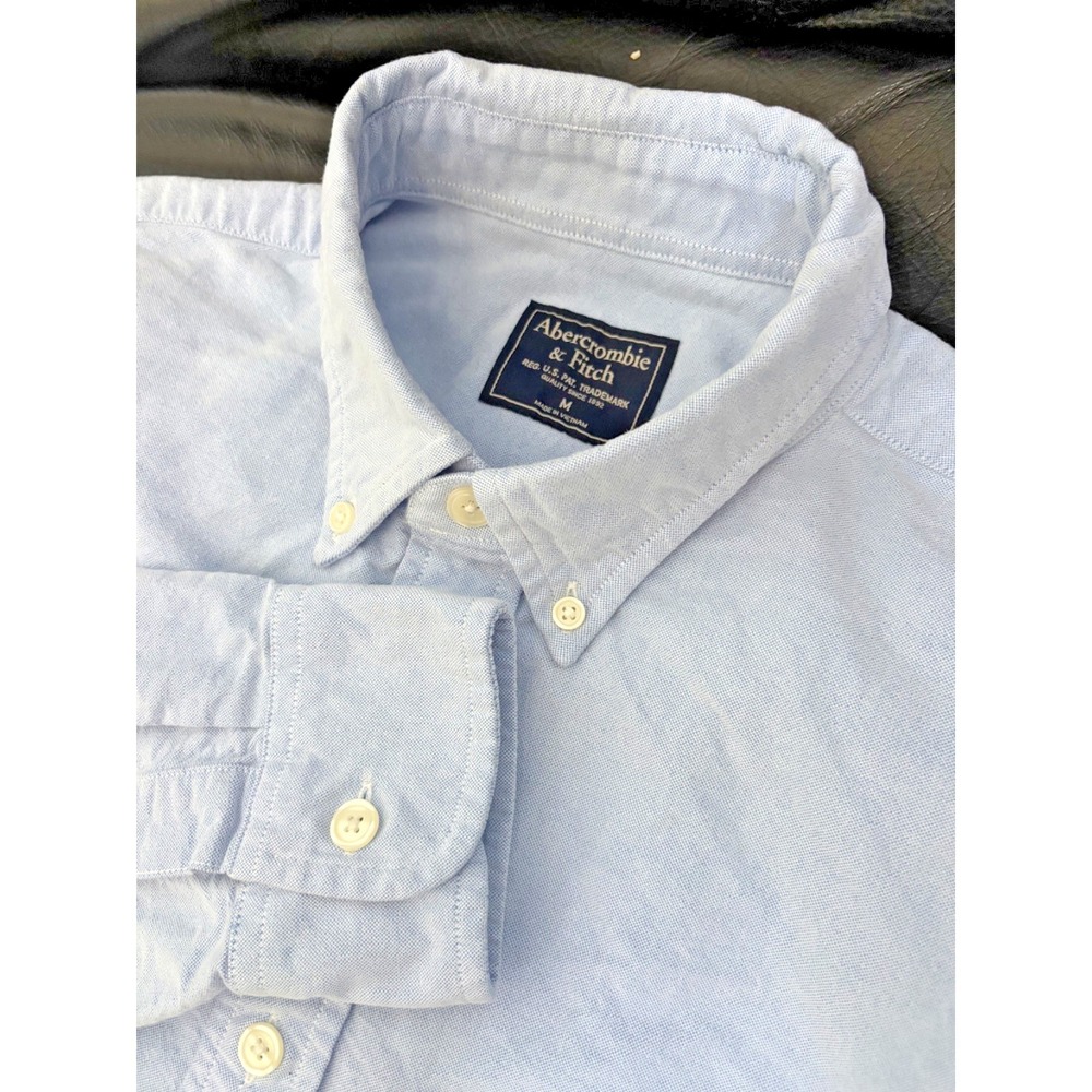 Abercrombie Fitch AF Men's All Cotton Light Blue Long Sleeve Oxford Shirt Medium - Picture 1 of 5